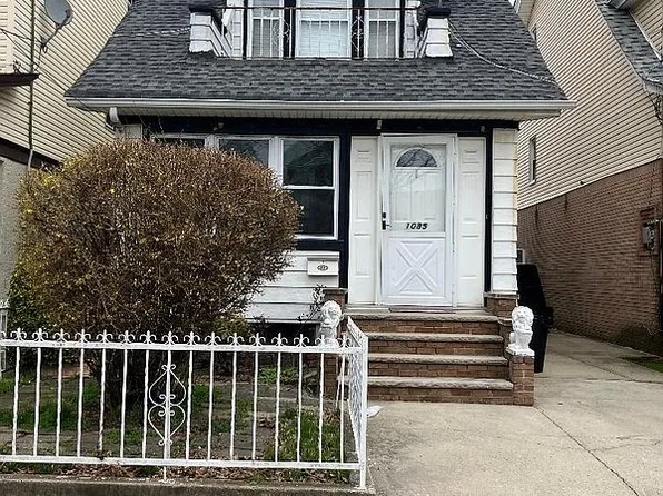 1085 E 39th St, Brooklyn, NY 11210