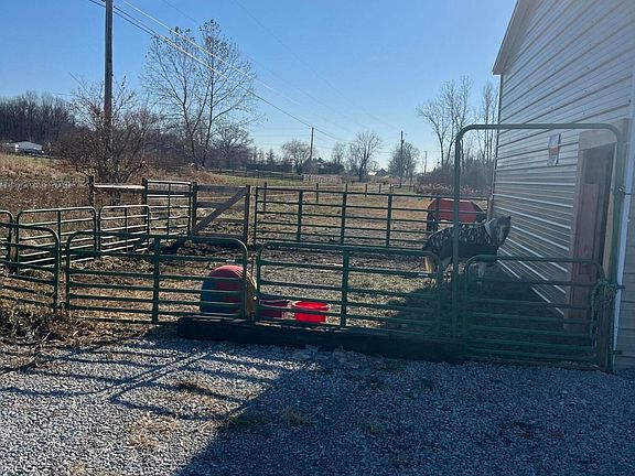 3rd image of 2818 Township Road 20
