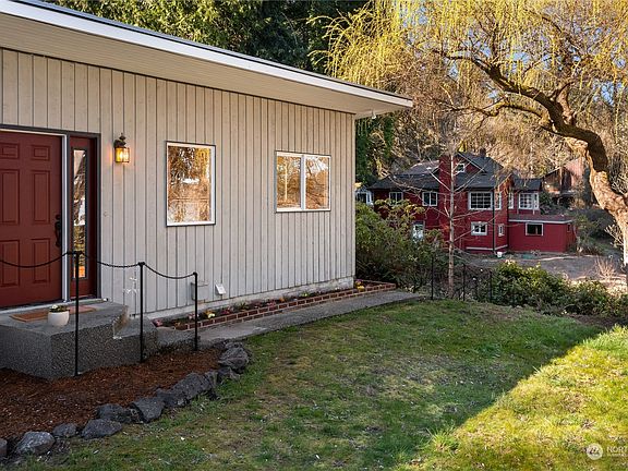 4th image of 23215 Vashon Highway SW