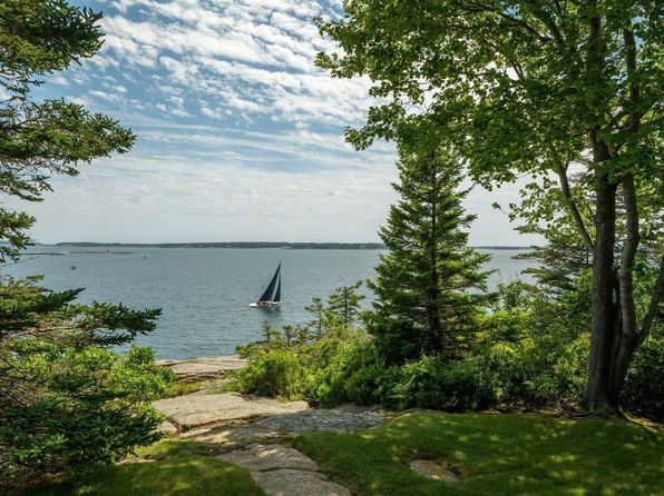 93 Cooksey Drive, Mount Desert, ME 04675