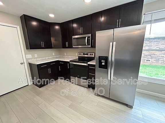 4th image of 3535 S Jefferson Ave