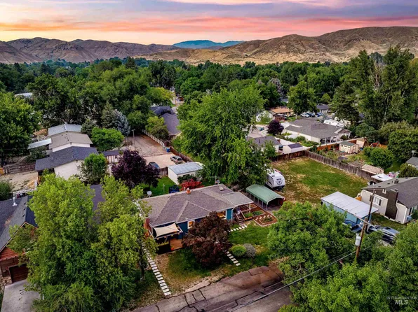 3406 W Plant Dr, Boise, ID 83703