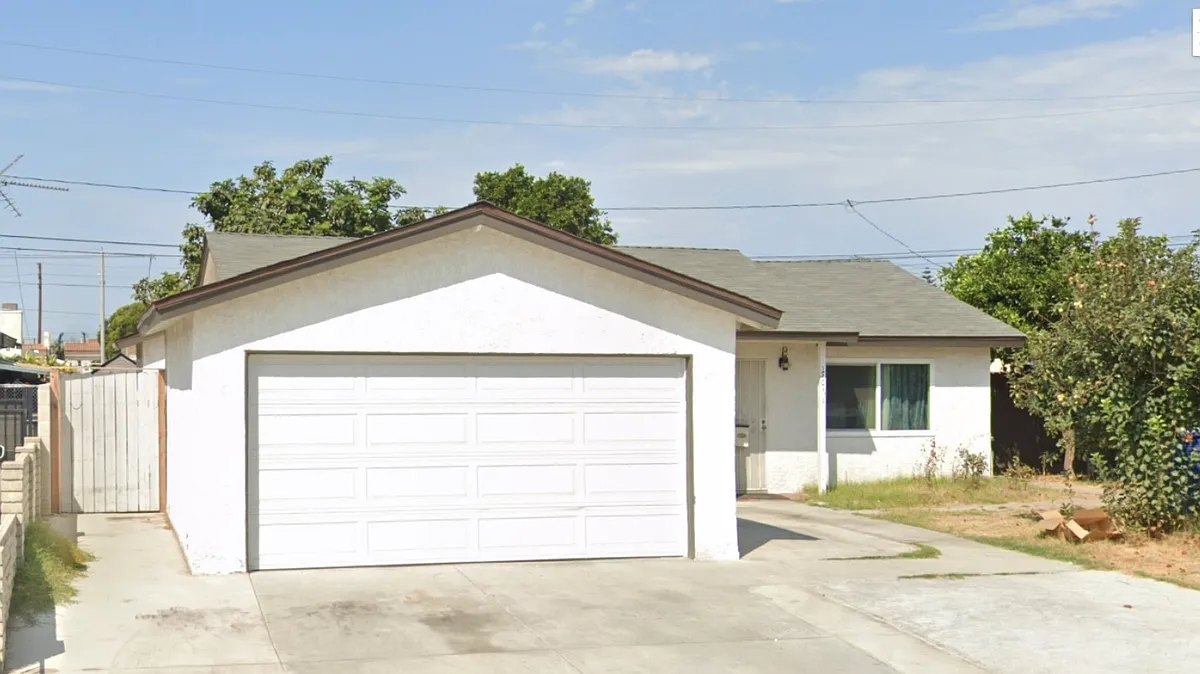 Building Photo - 15071 Eden St