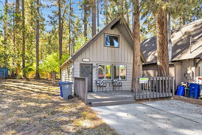 2 bed, 1.0 bath, 667 sqft, $1,750 — Photo 2