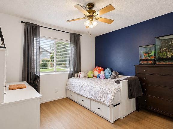 2nd image of 2334 Canyon Park Dr