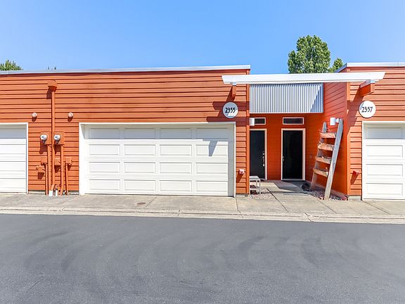 2nd image of 2355 Yakima Ct