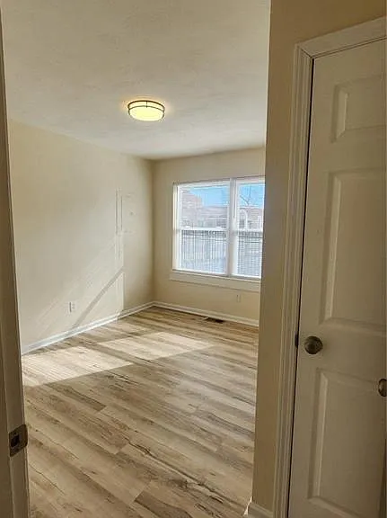 1512 Colonial Ave #B — Photo 15