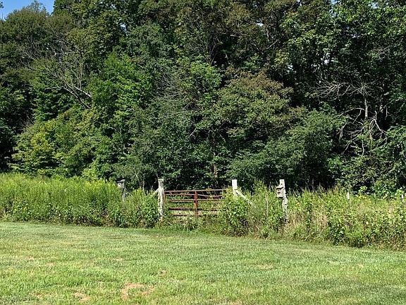 5th image of 3983 E County Road 900 S