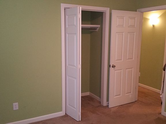 Bedroom 2 with Closet