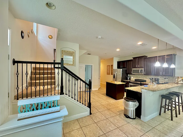 8173 Roseville Blvd — Photo 6