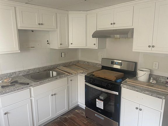 2nd image of 219 Fisher Ave