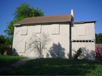 1st image of 3726 N Saxet Dr
