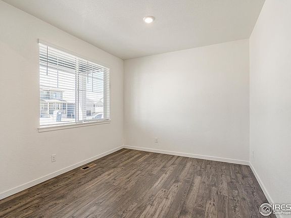 3rd image of 132 66th Ave