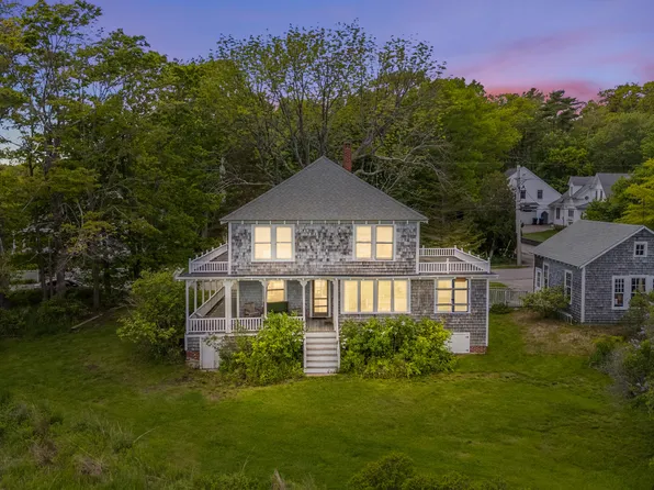 34 Langsford Road, Kennebunkport, ME 04046