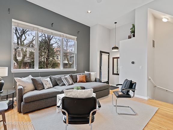 3rd image of 3443 N Lawndale Ave