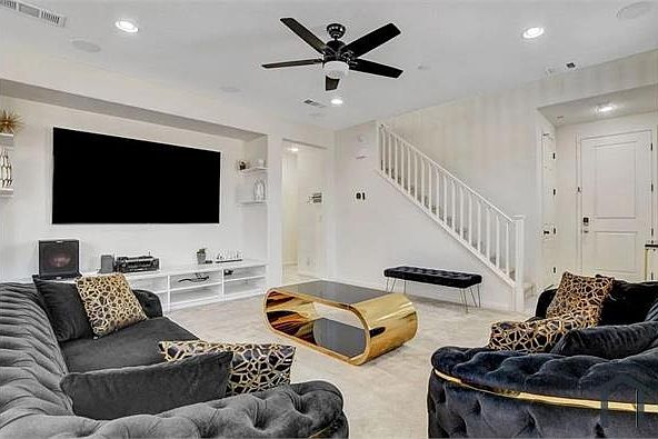 1st image of 229 Sul Ponticello Ave