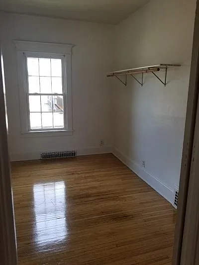 5 bed, 1415 sqft, $2,250 — Photo 4
