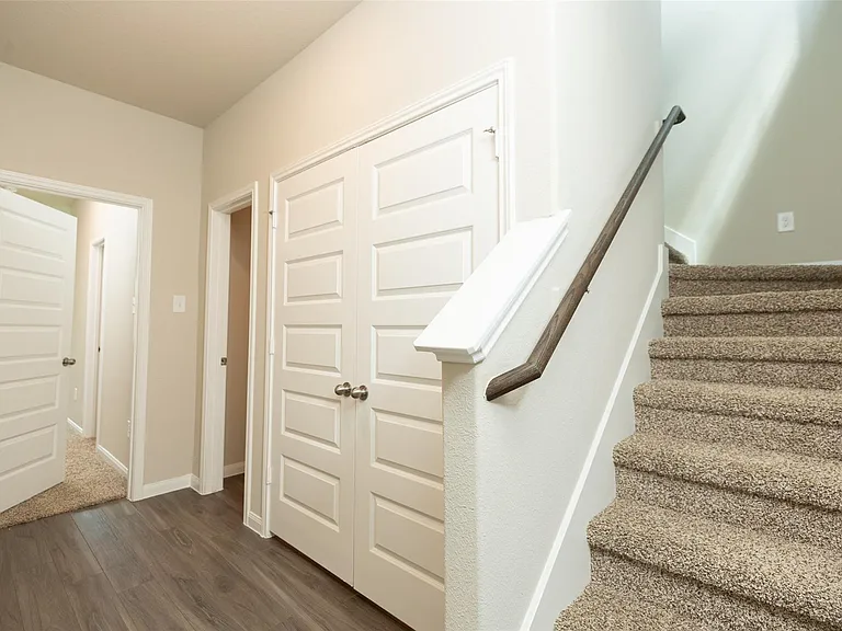 2906 Briggs Dr — Photo 6
