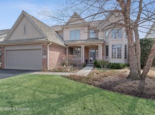 1855 Wyndham Cir, Glenview, IL 60025