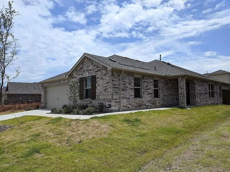 1st image of 2748 Tobias Ln