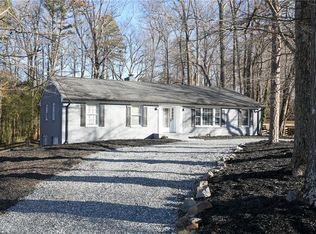 2106 Ledford Rd, Greensboro, NC 27406