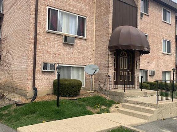 3rd image of 1305 S Sir Galahad Ln APT 3A