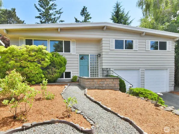 17204 11th Avenue NE, Shoreline, WA 98155