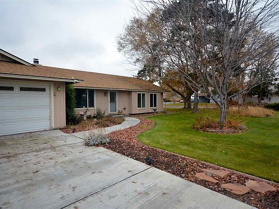 2nd image of 3603 S Quincy Pl