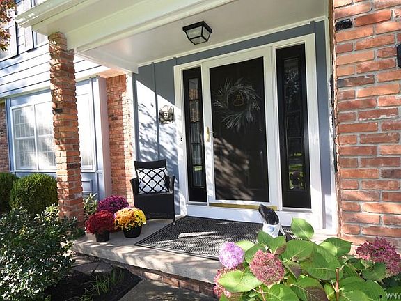 2nd image of 53 Bramhill Ct