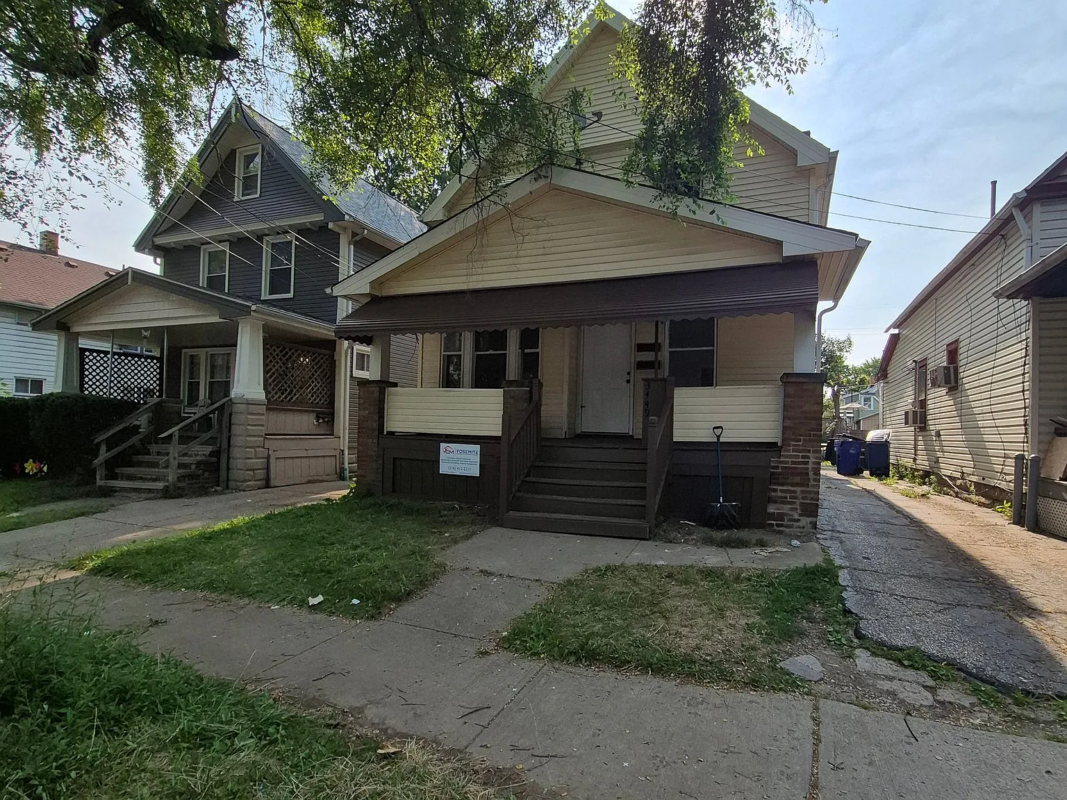 3449 West 54th Lower Unit 3 bedroom 1 bath — Photo 1