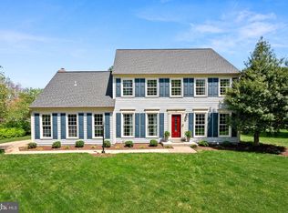 57 Whittingham Cir, Sterling, VA 20165