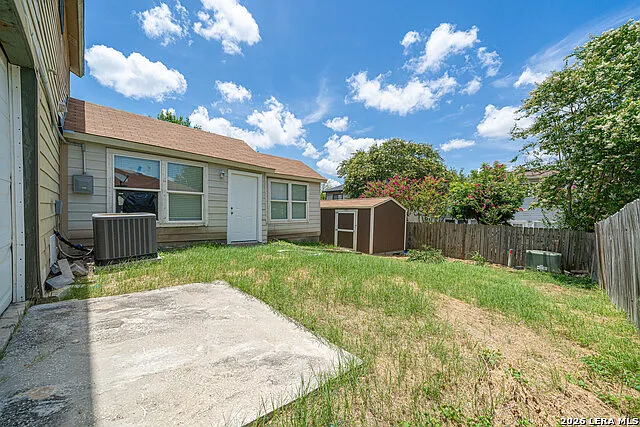 821 Meadow Stone — Photo 33