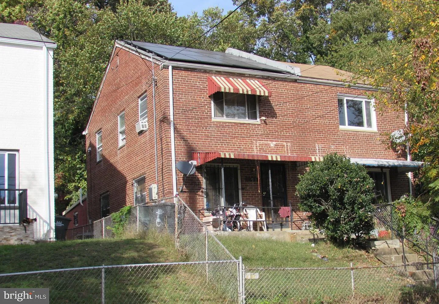 678 Brandywine St SE photo 1
