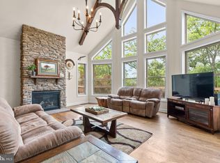 6607 W Lakeridge Rd, New Market, MD 21774