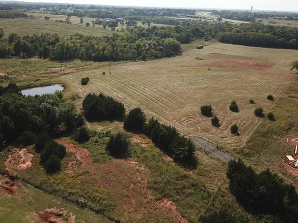 5595 Little Farms Rd, Guthrie, OK 73044