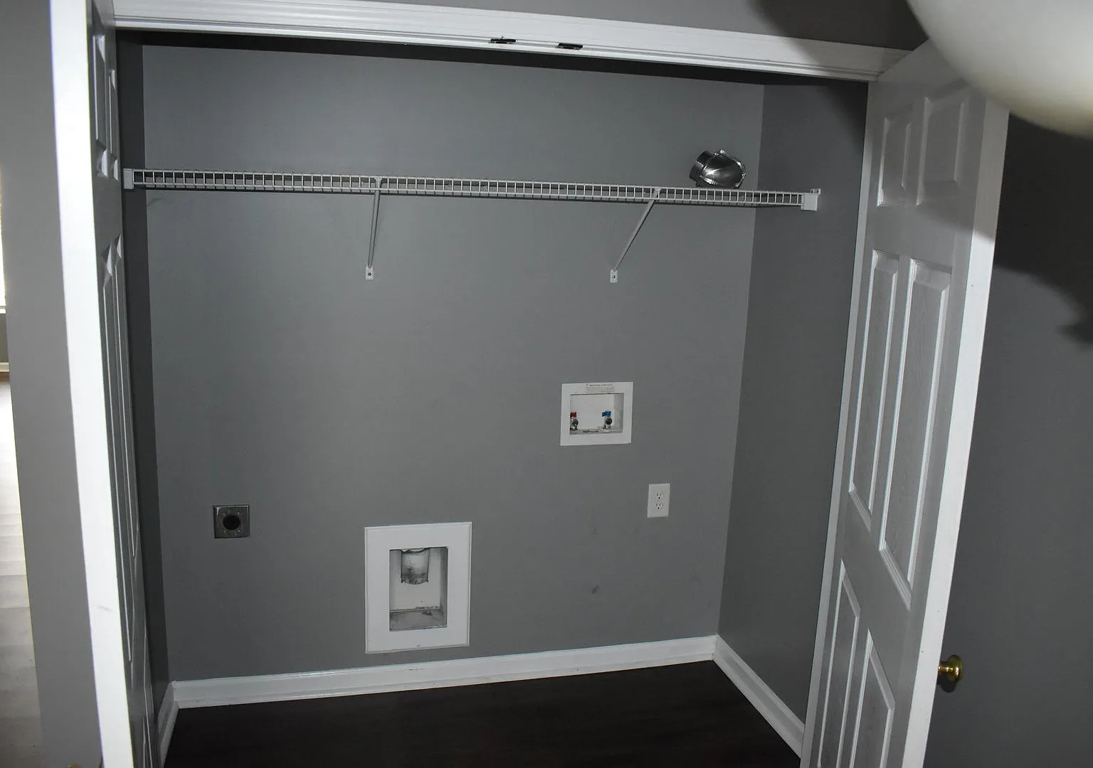Beautiful Townhome — Photo 4
