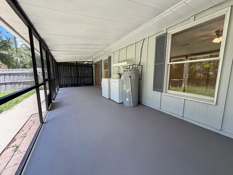 701 E Magnolia St #B — Photo 11