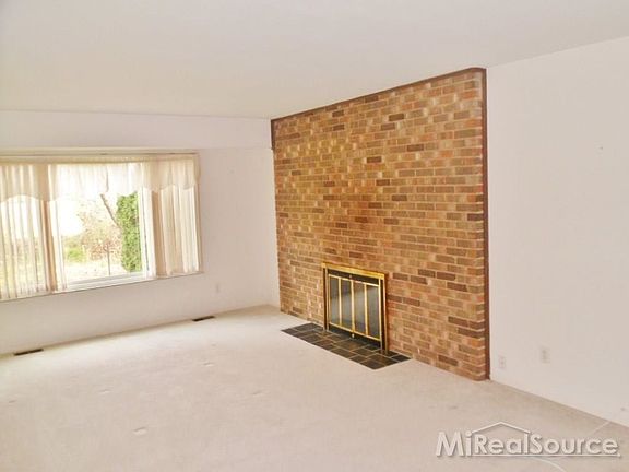 5th image of 1150 Nicklaus Dr