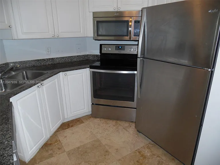 8911 Collins Ave #1102 — Photo 3