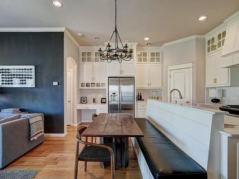 3217 Clock Tower Cir — Photo 17