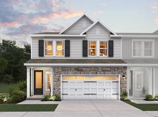 5089 Shepherds Gln, Willoughby, OH 44094