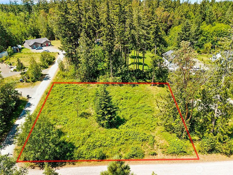 3rd image of 31 Pebble Lane