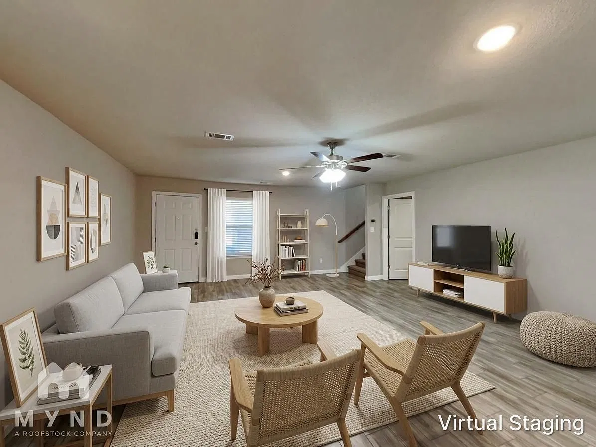 3 bed, 2.0 bath, 1665 sqft, $1,849 — Photo 2