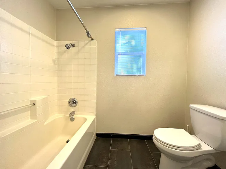 19059 Weathervane Pl — Photo 23