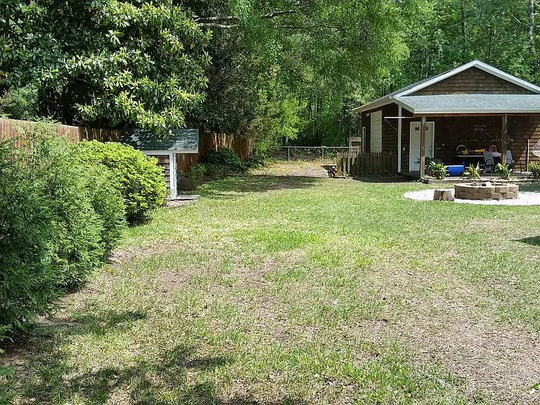 205 Hollins Rd — Photo 11