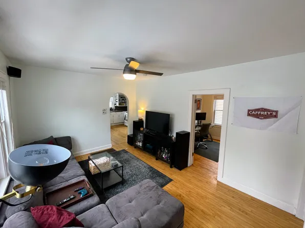 1619 N Warren Ave, Milwaukee, WI 53202