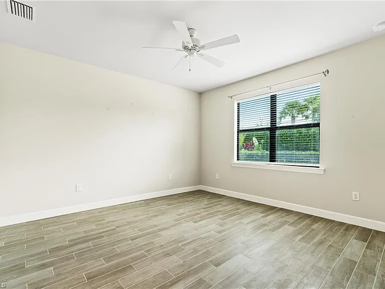 2244 Yellowfin Cir — Photo 10