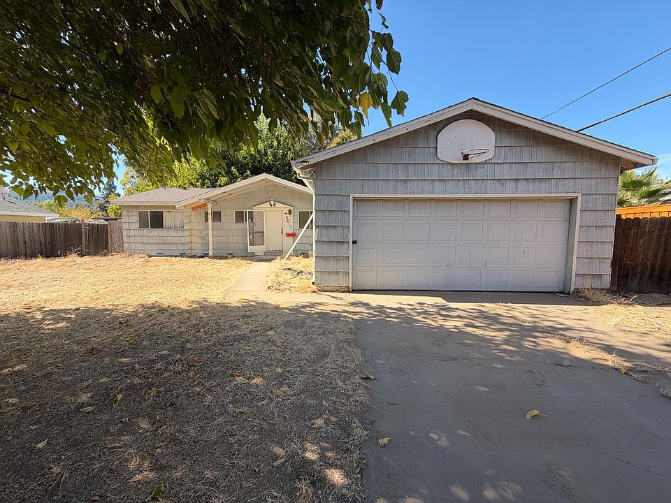 2nd image of 5813 Shadowbrook Way