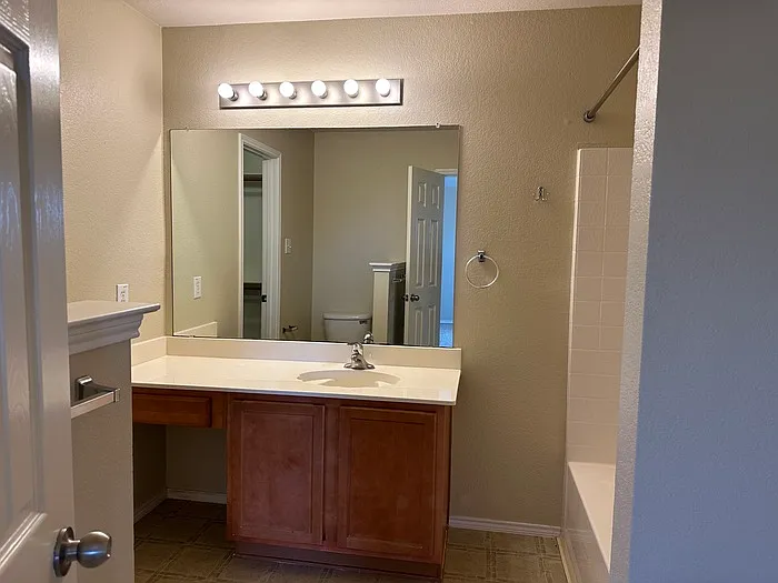 301 Meadow Lark Ln — Photo 12