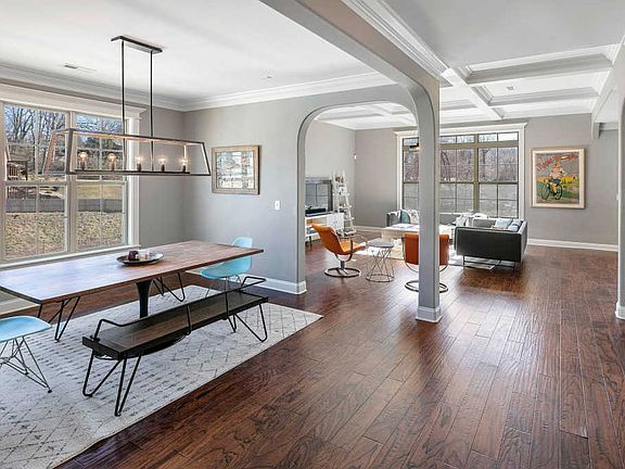 3rd image of 1317 Feather Rose Ln